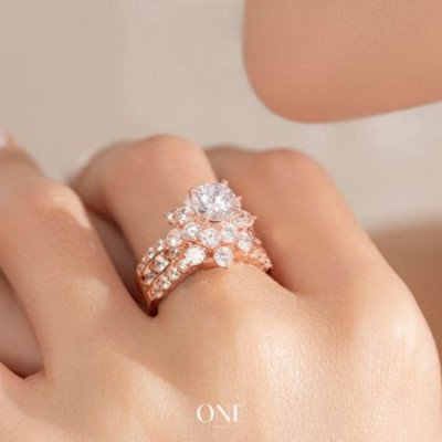 Nhấn cưới nữ